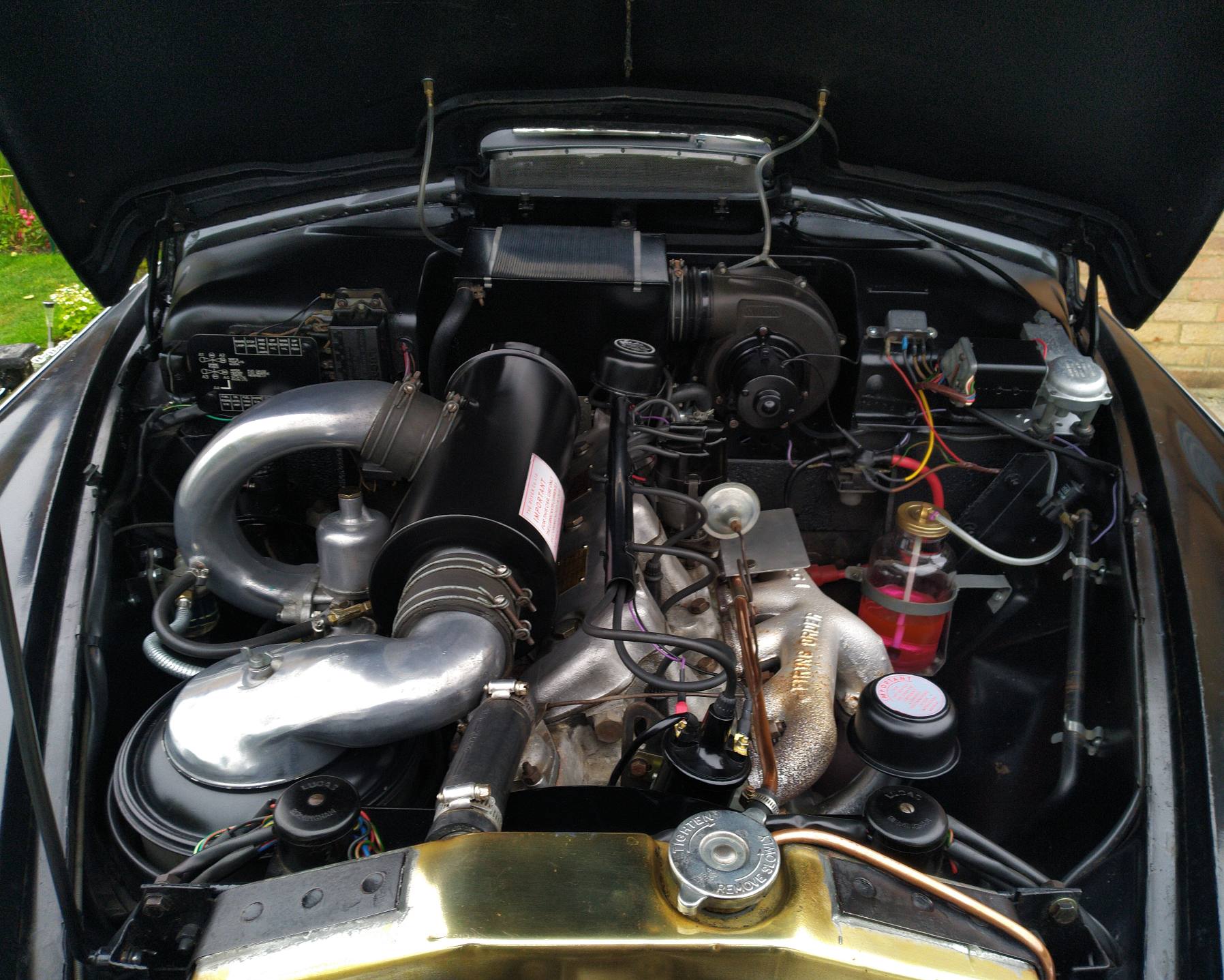 Laurie's engine bay 1